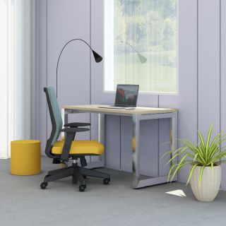 Sole Table Model 4 with Nez Chair